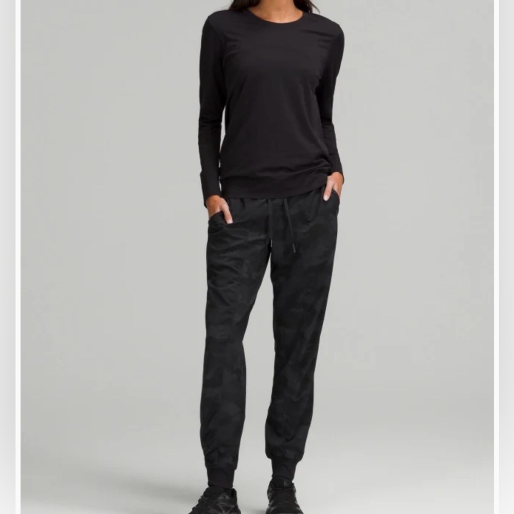 Lululemon camouflage black and grey joggers
